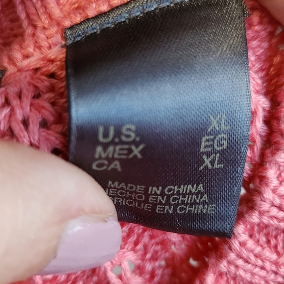 Liz Claiborne Coral V-Neck Sweater - Picture 5 of 8